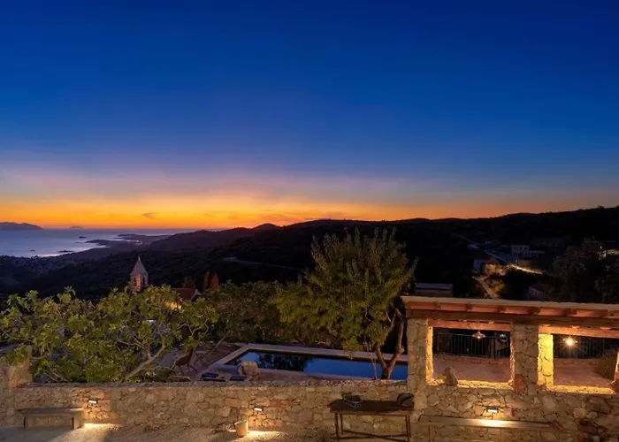 Peaceful & Secluded Retreat House Kod Kapetana Hvar * Veliko Grablje