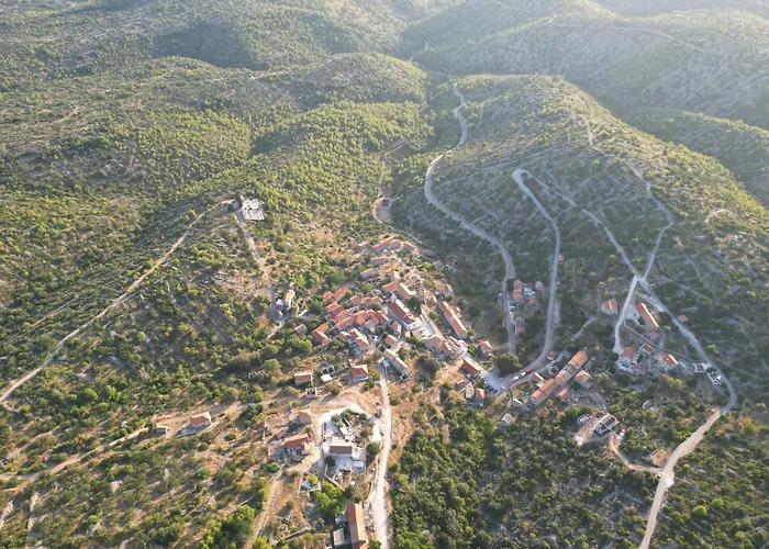 Peaceful & Secluded Retreat House Kod Kapetana Hvar Prázdninový dům Veliko Grablje