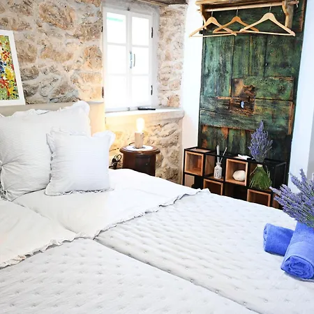 Peaceful & Secluded Retreat House Kod Kapetana Hvar Veliko Grablje